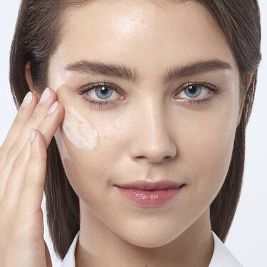 Visionnaire Advanced Skin Corrector Serum